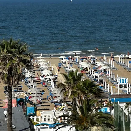 Hotel Blue Moon Meuble 3*