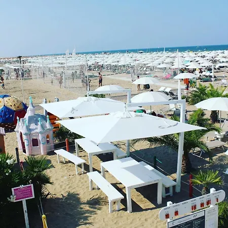 Hotel Blue Moon Meuble Rimini